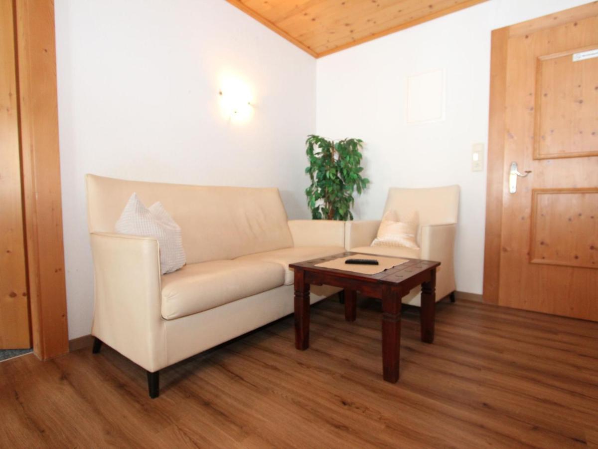 Apartment Alpin By Interhome Hainzenberg Exterior foto